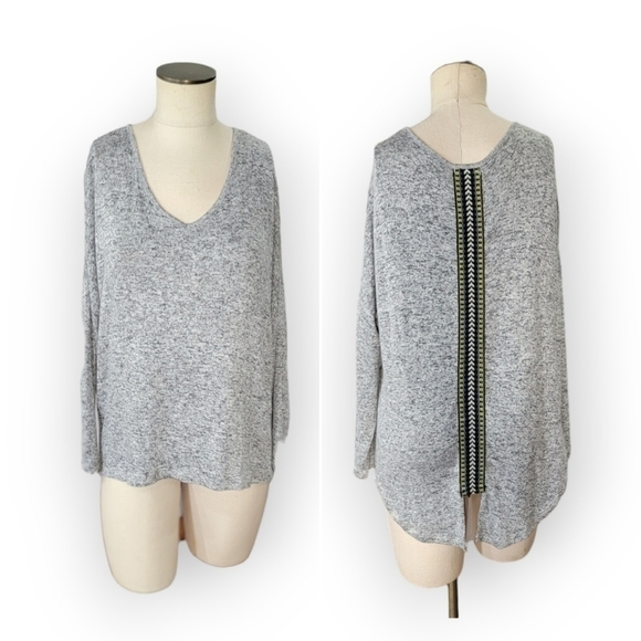 NEW Live and let Live Gray Knit top High Low Hem Ribbon Back Size PL - Picture 1 of 16